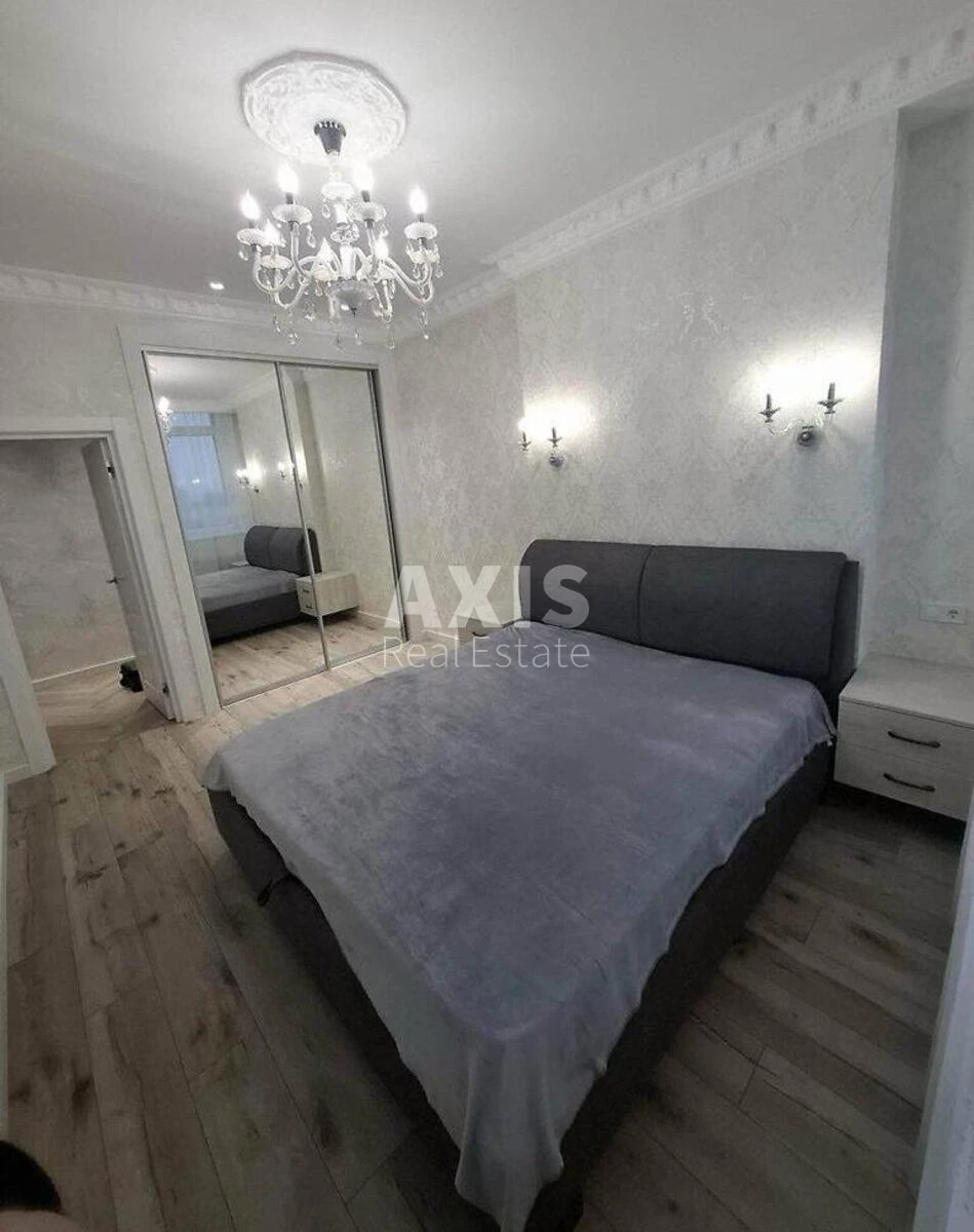 2k apartment pr-t Berestejskij 11, Block 1669714