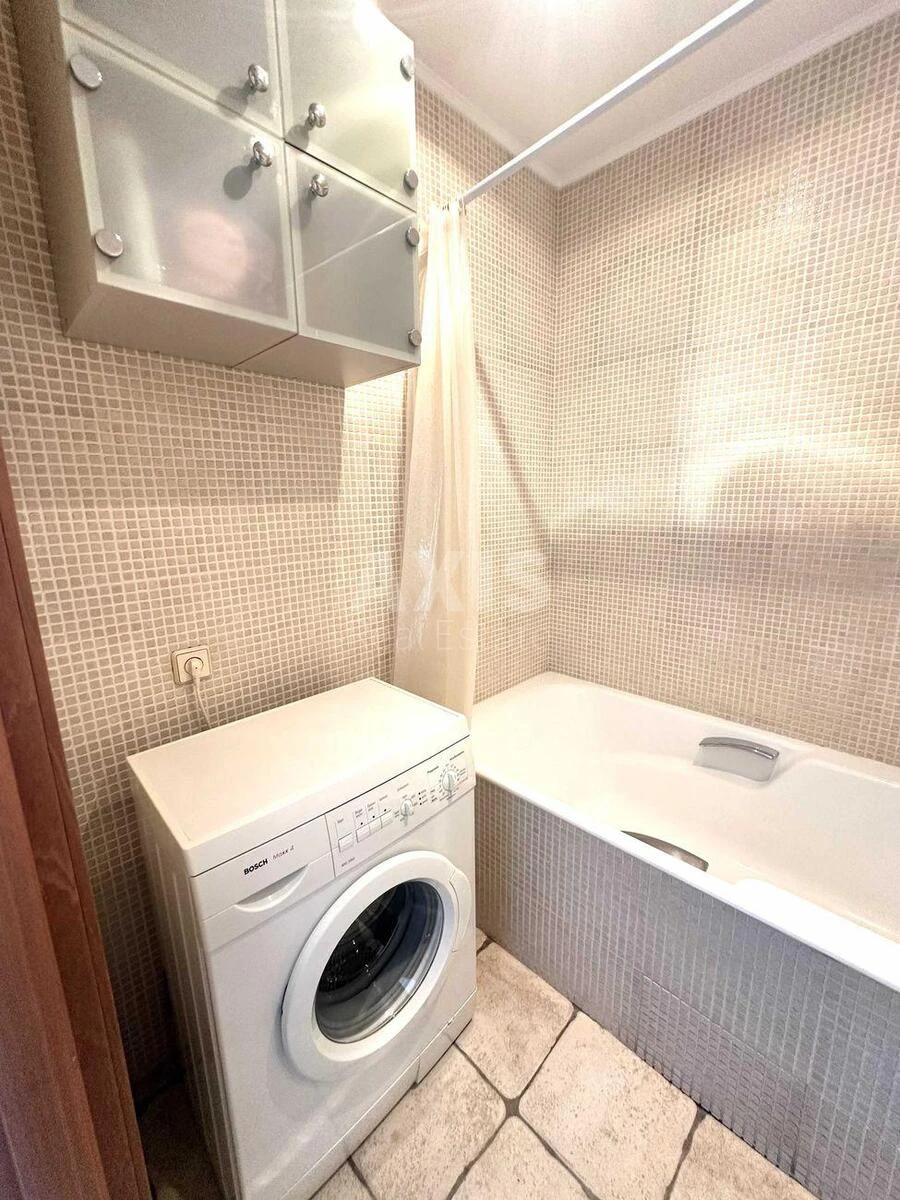 2к квартира ул. Предславинская 38709676