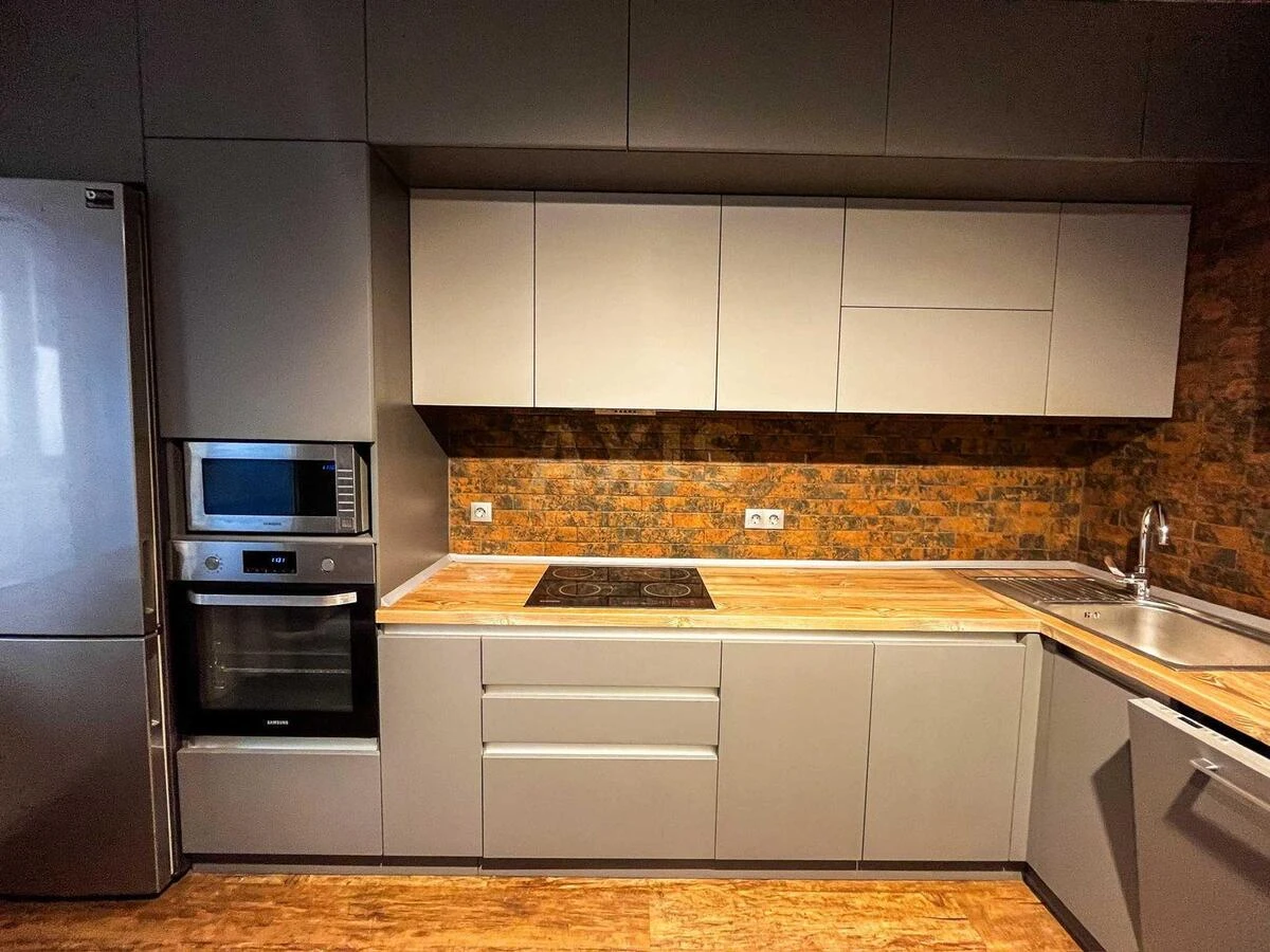 2k apartment vul. Rusovoi' Sofii' 5Б68425