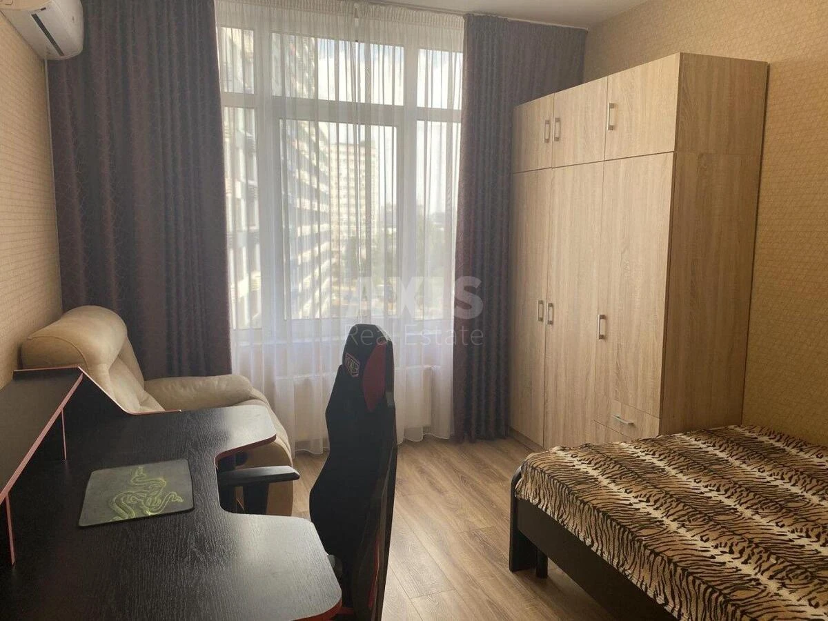 3к квартира ул. Сверстюка Евгения 4671428
