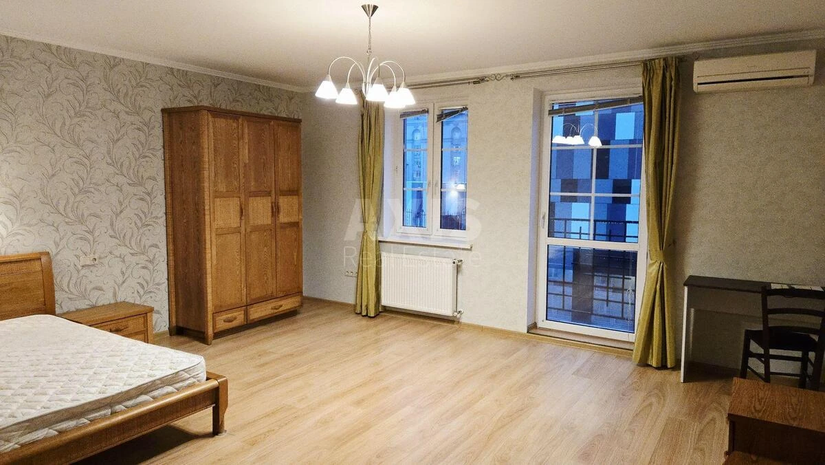 4k apartment vul. Pochajnyns'ka 25/496402110