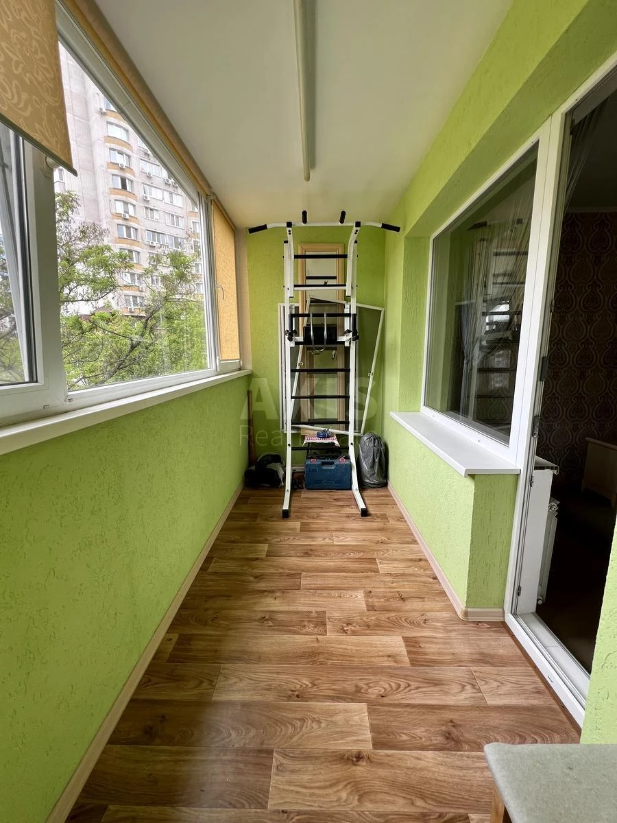 2к квартира ул. Ахматовой Анны 16В689942