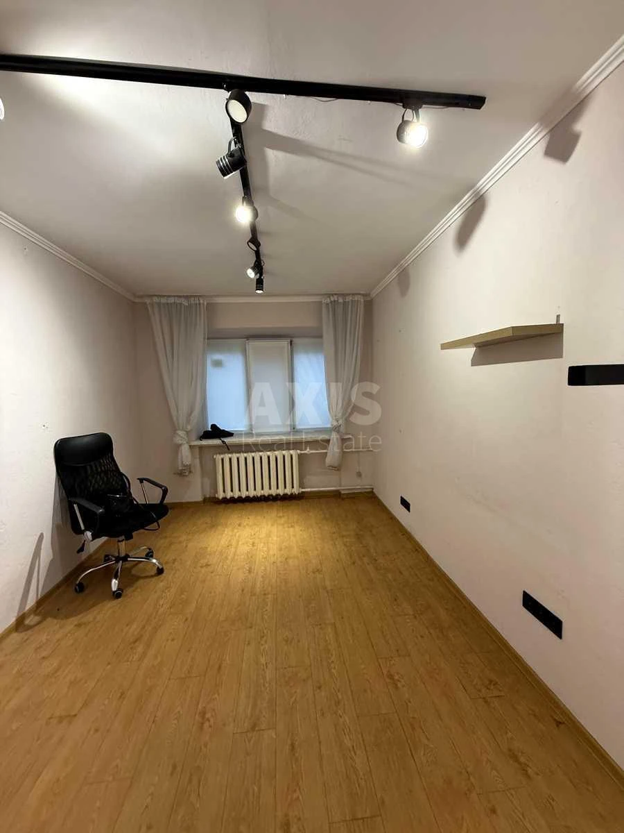 3k apartment uzv. Klovs'kyj 14Б705562