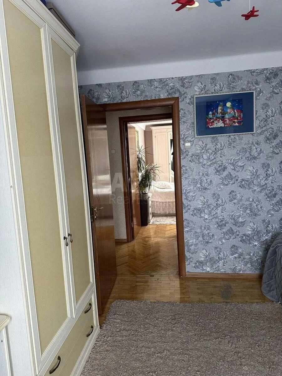 3k apartment nab. Rusanivs'ka 8/1685713