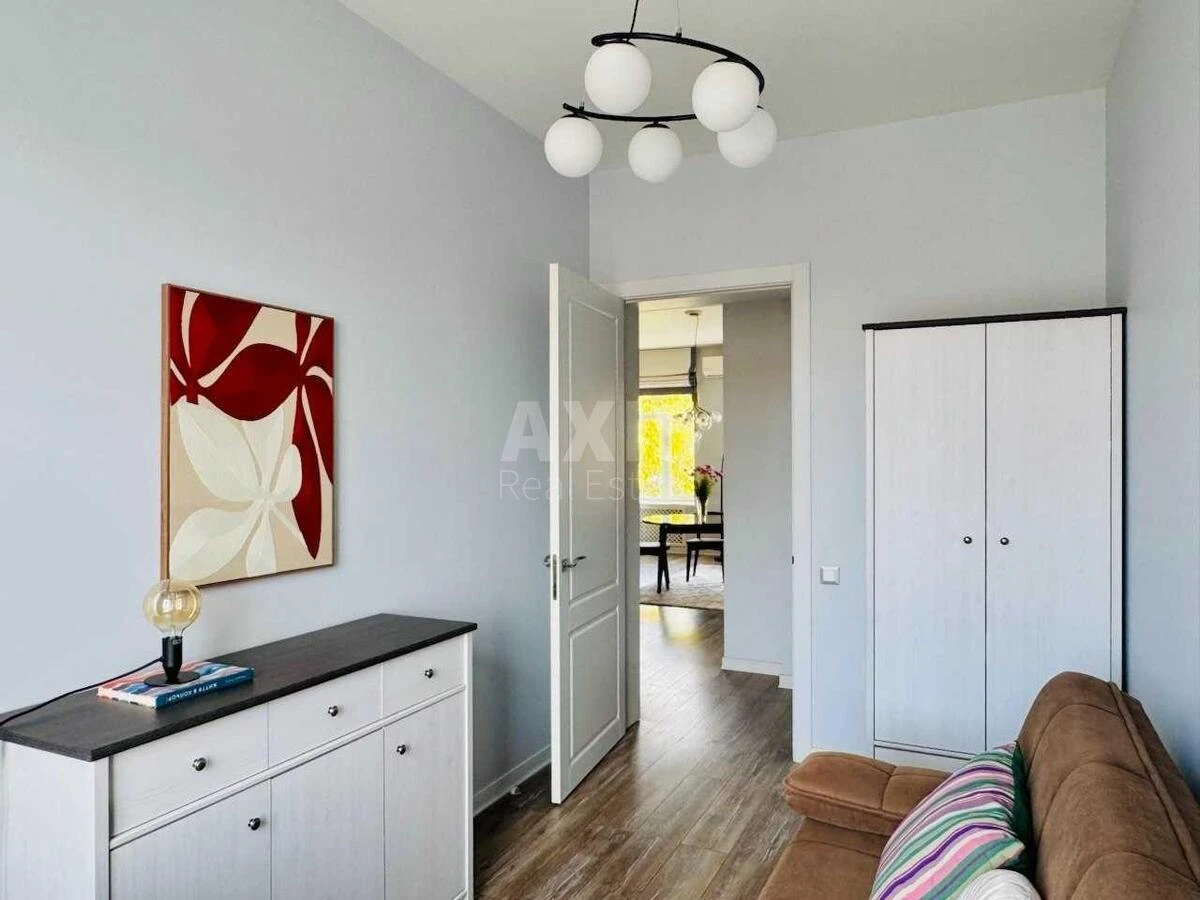 3k apartment vul. Volodymyrs'ka 837100413