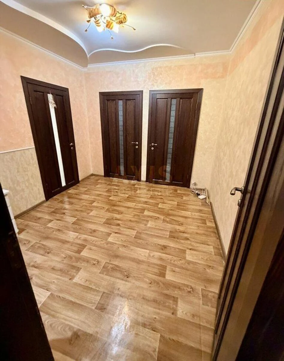 3к квартира ул. Николаева Архитектора 9А7190012