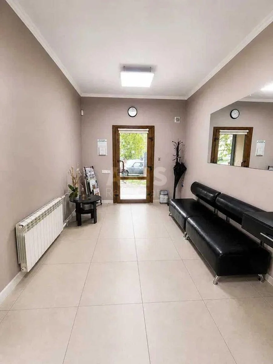 Trade object bul. Mykoly Rudenka 19, 77m2