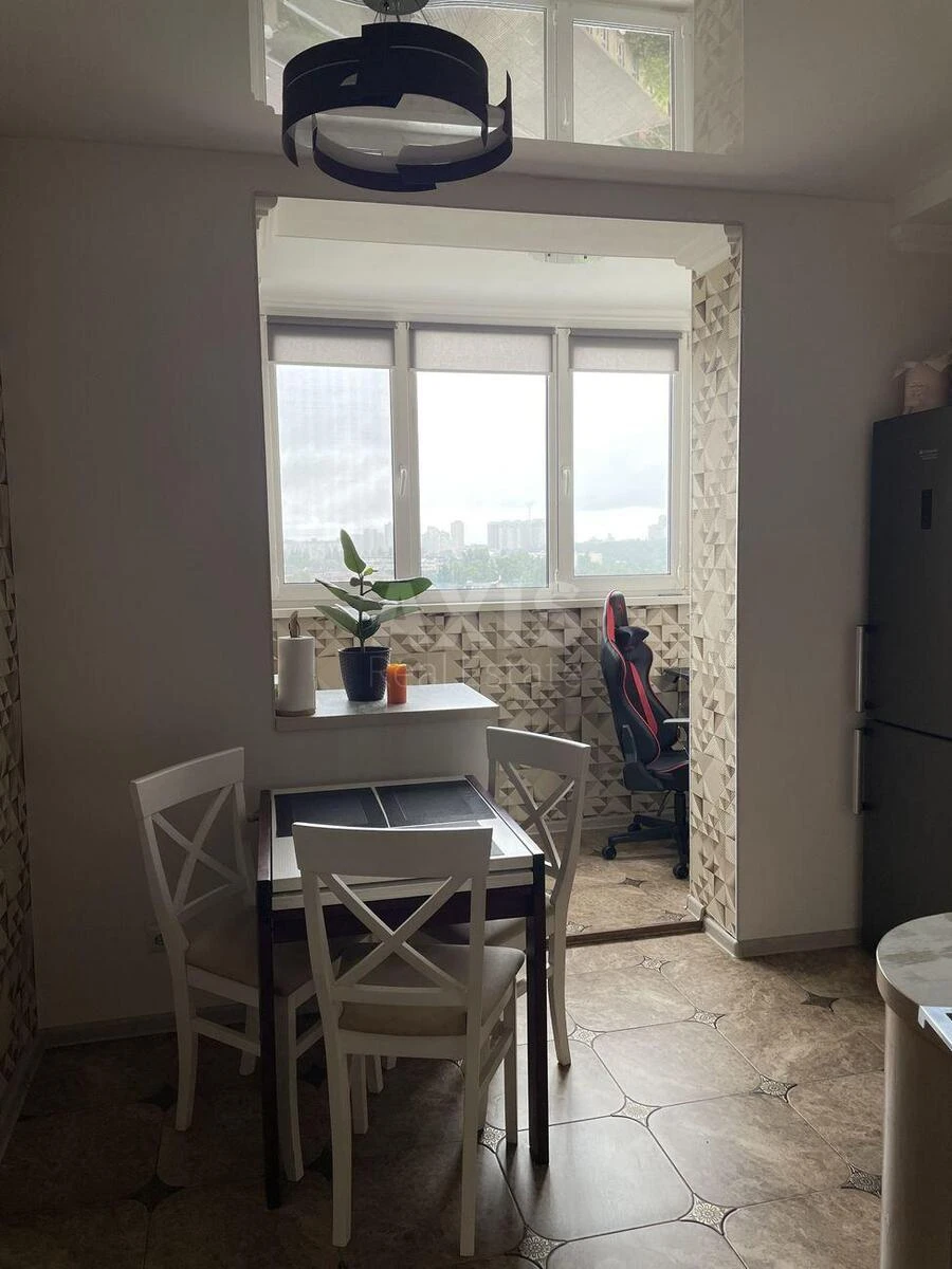 1k apartment vul. Oleksandrivs'ka 1701252