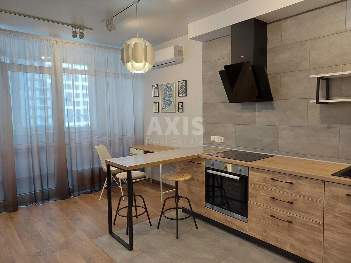 1k apartment vul. Sverstjuka Jevgena 4709682