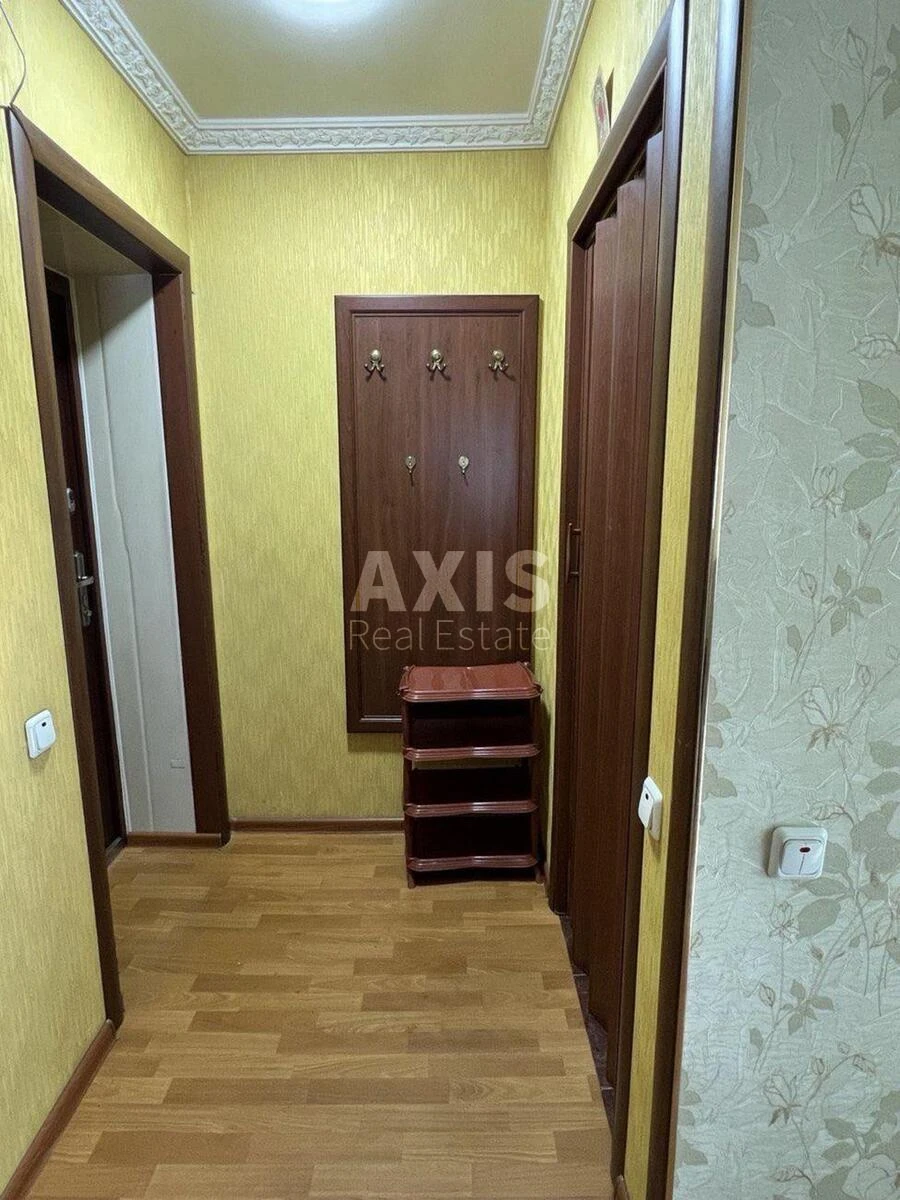 2k apartment pr-t Sobornosti 126965210