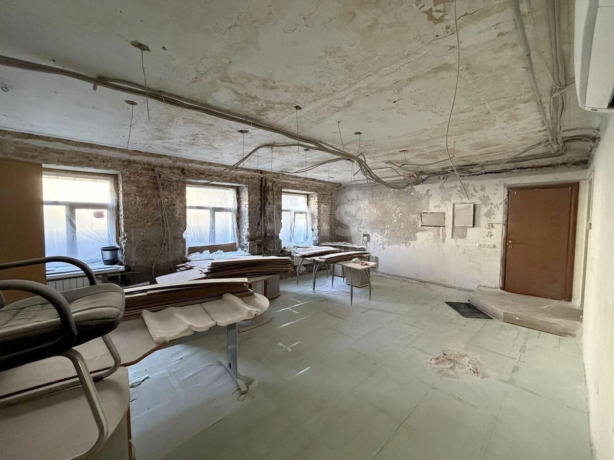 Office vul. Instytuts'ka 16, 94m269839