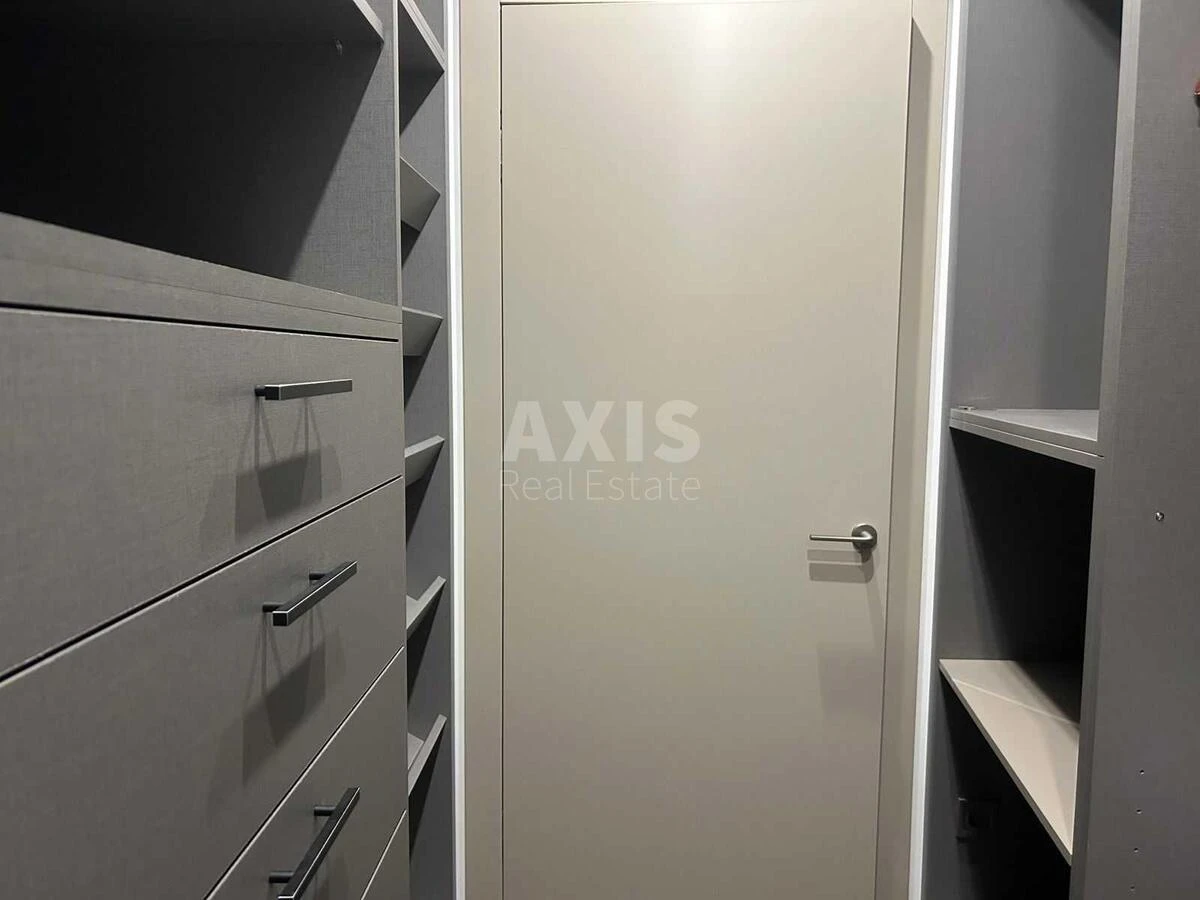 4k apartment vul. Antonovycha 747107713