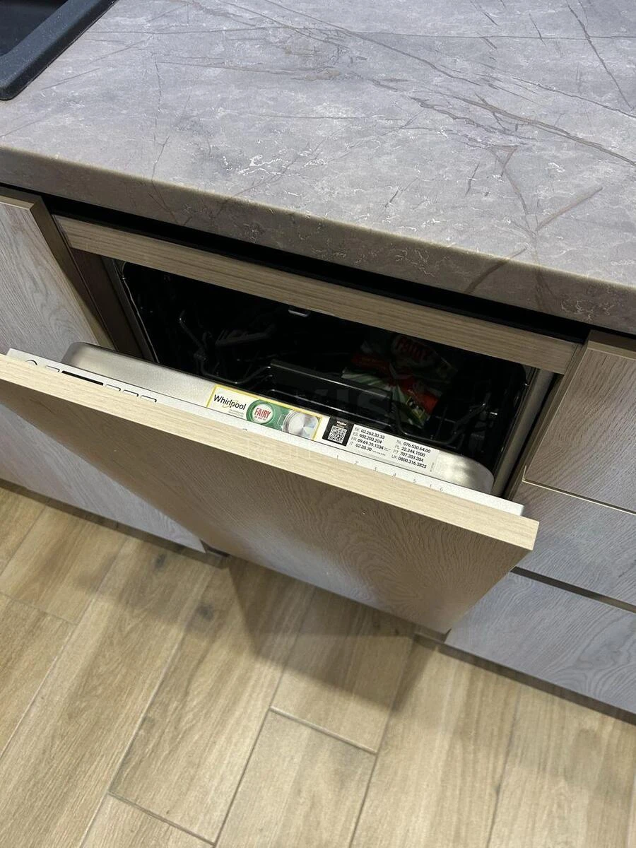 1k apartment vul. Oleksandra Olesja 9А711094