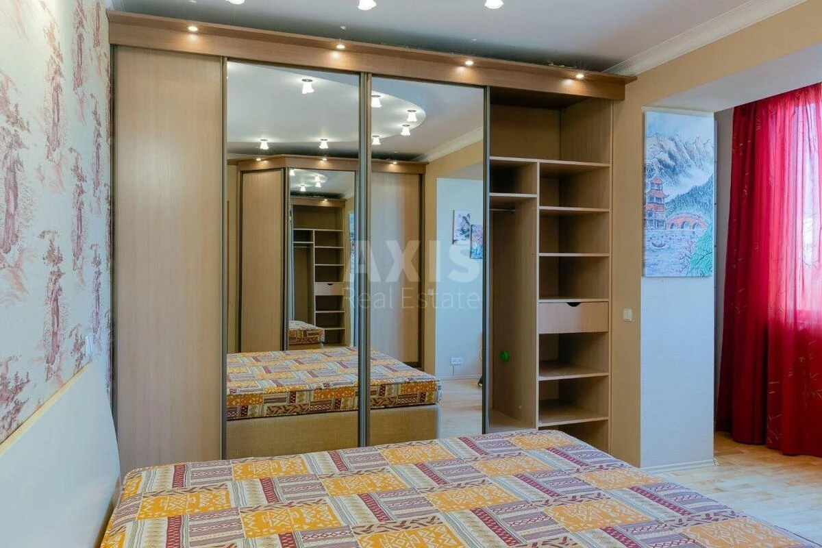 3k apartment prov. Gordienka Kostjantyna 2А579074