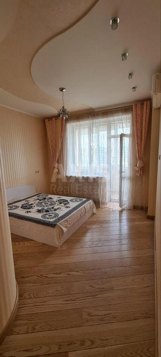 3k apartment vul. Chornovola V'jacheslava 2700204