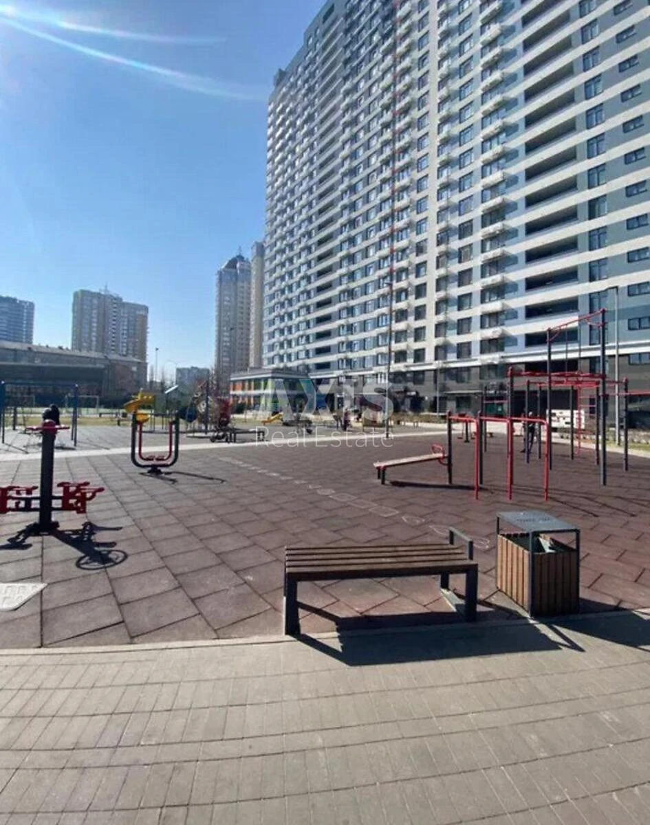 1k apartment vul. Sverstjuka Jevgena six D666699