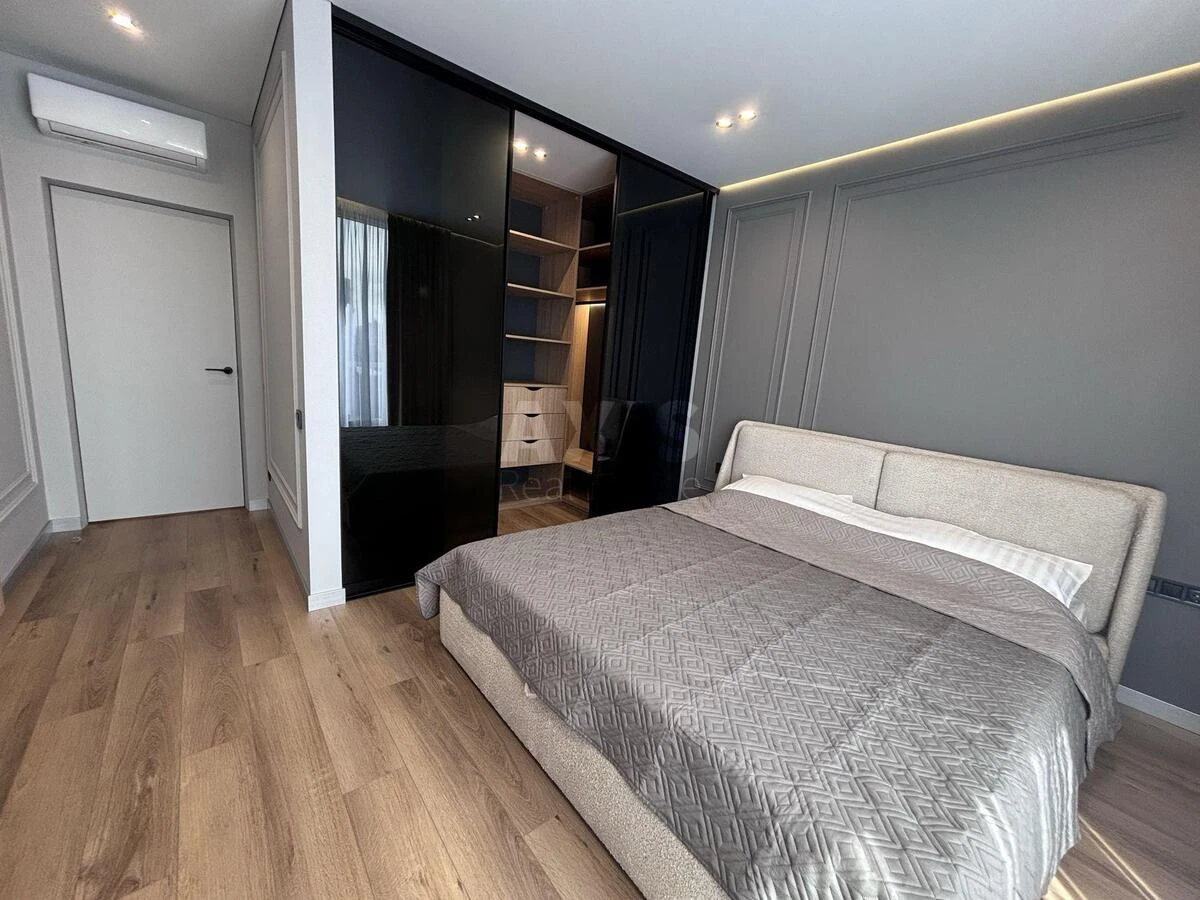 2k apartment vul. Prychal'na 12694216