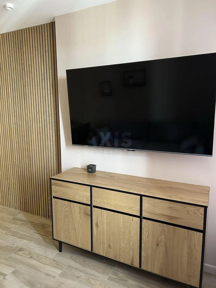 1к квартира ул. Александра Олеся 9А711095