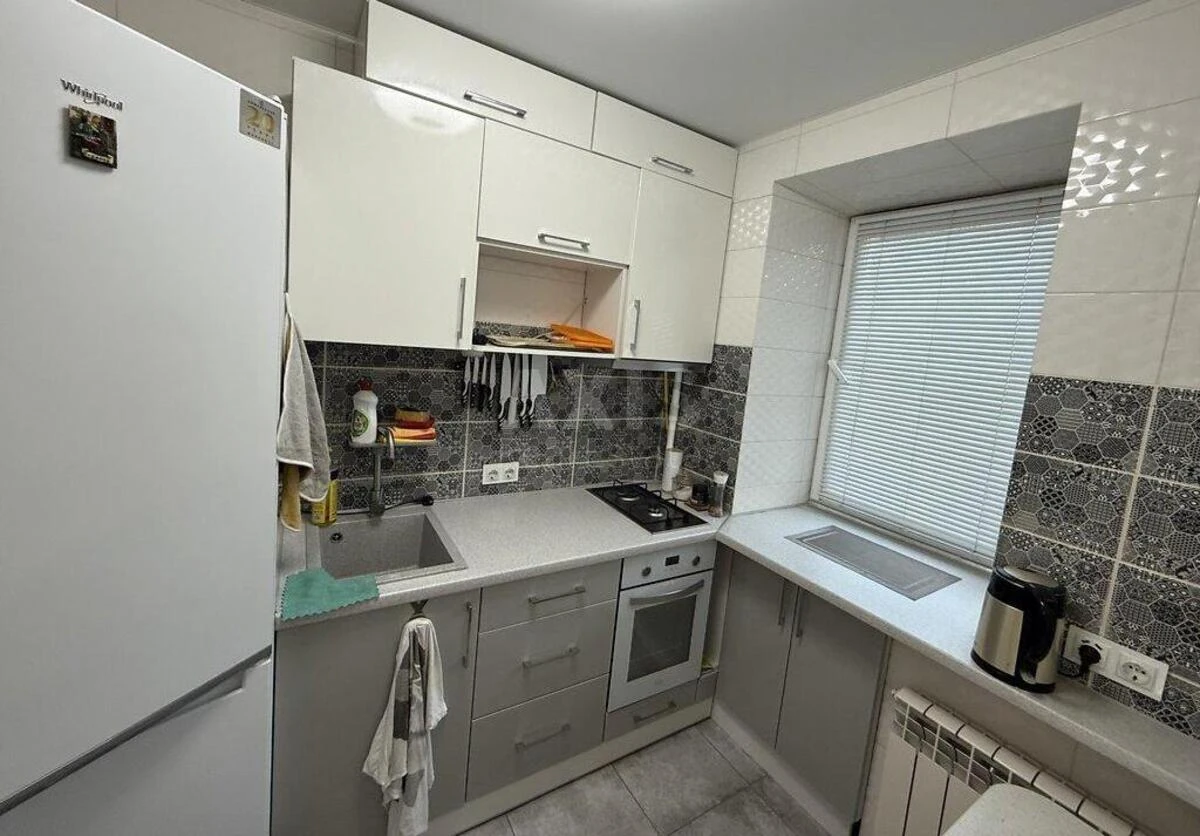1k apartment vul. Rosijs'ka 31Б69683