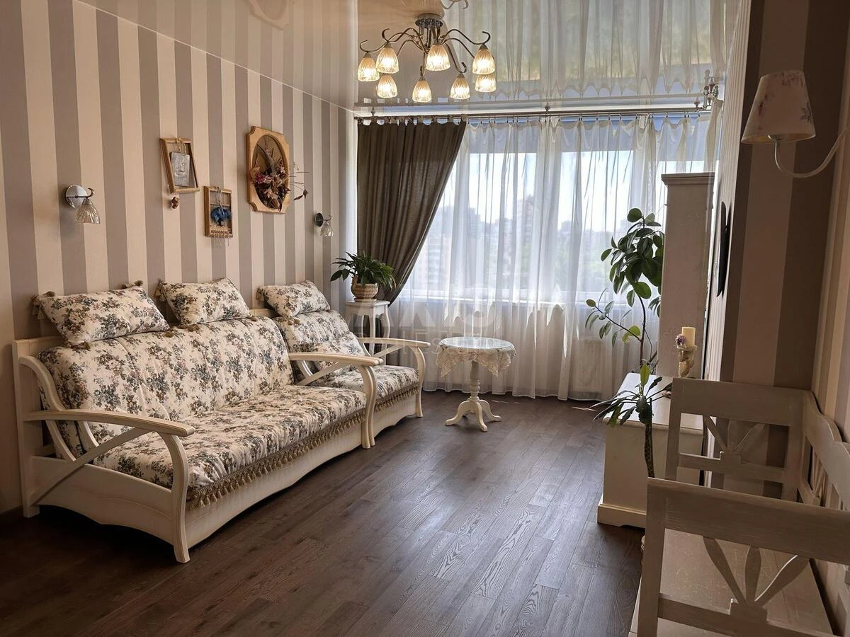 2к квартира ул. Вышгородская 45699673