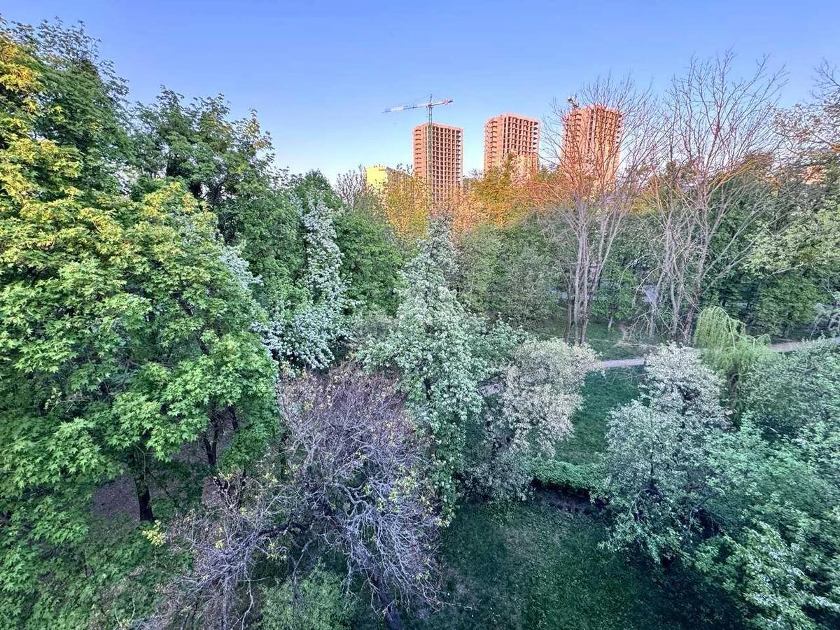 2k apartment vul. Doncja Myhajla 27А7191011