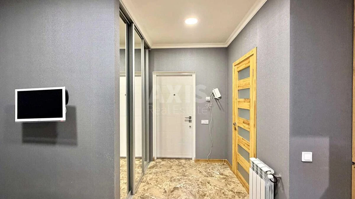 2k apartment vul. Svitla 37135418