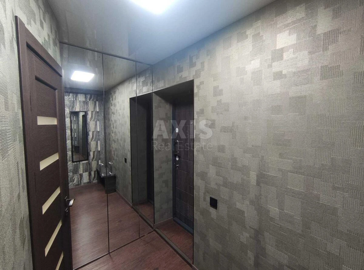 2к квартира ул. Донца Михаила 21А5798111