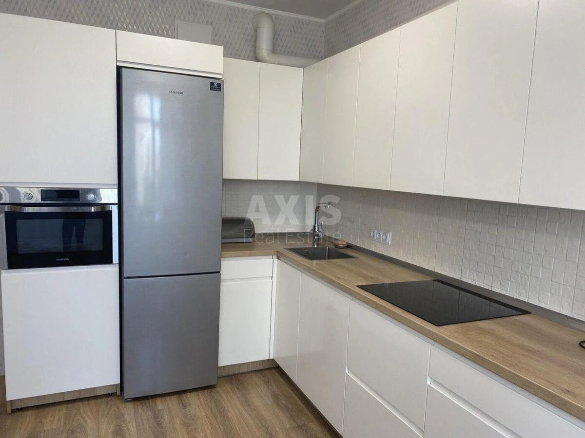 3k apartment vul. Sverstjuka Jevgena 46714213