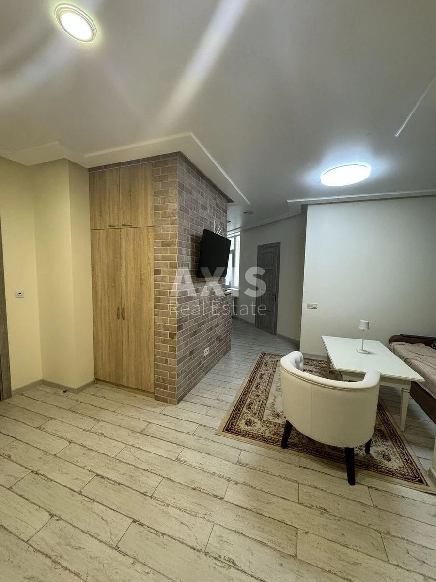 2k apartment vul. Peremyshlska 2B675228