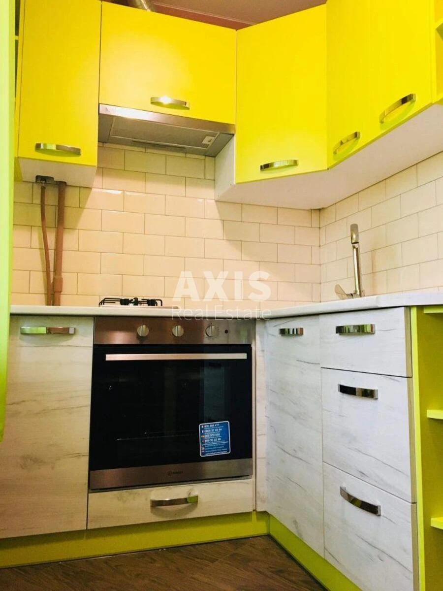 1к квартира ул. Братства Тарасовцев 5Б696580