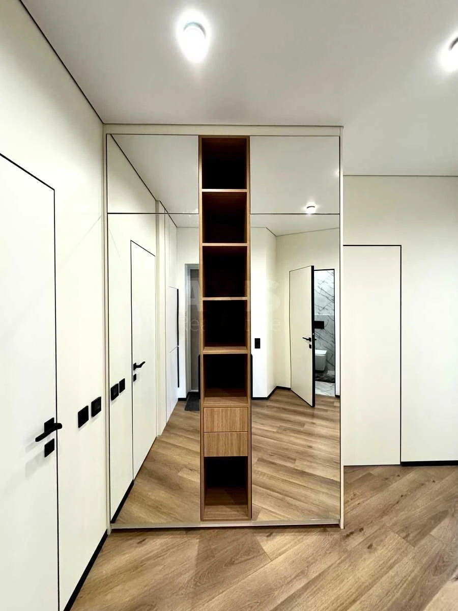 2k apartment vul. Prychal'na 8712963