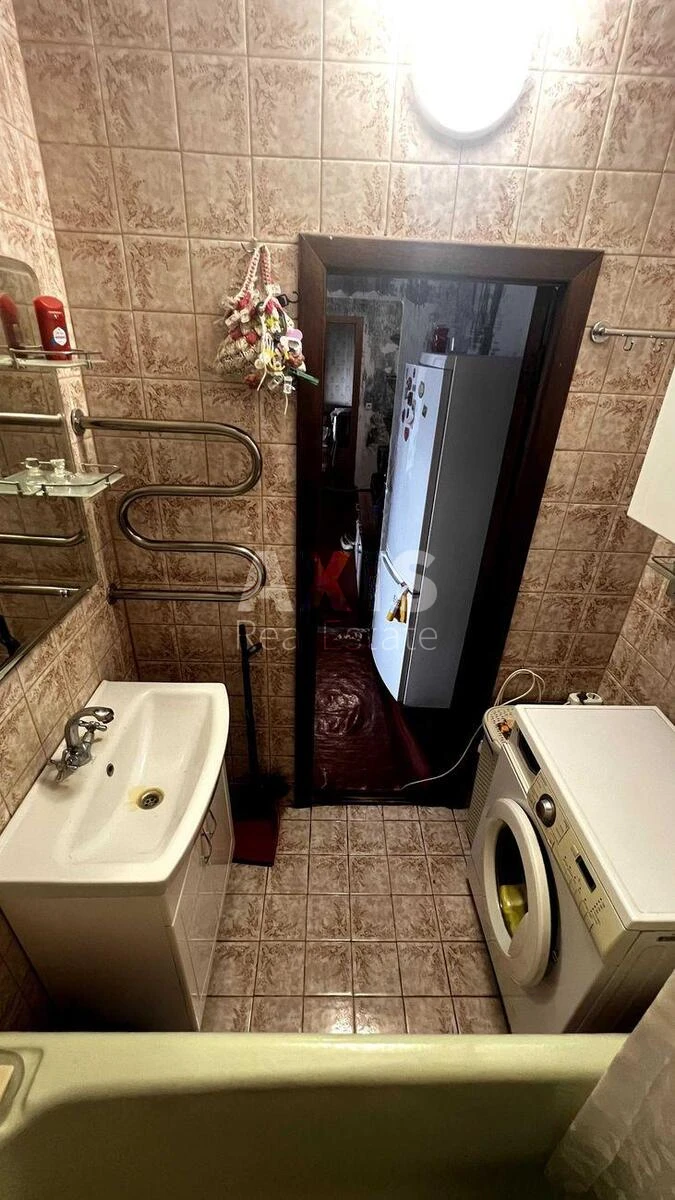 2к квартира ул. Драгоманова 23713786