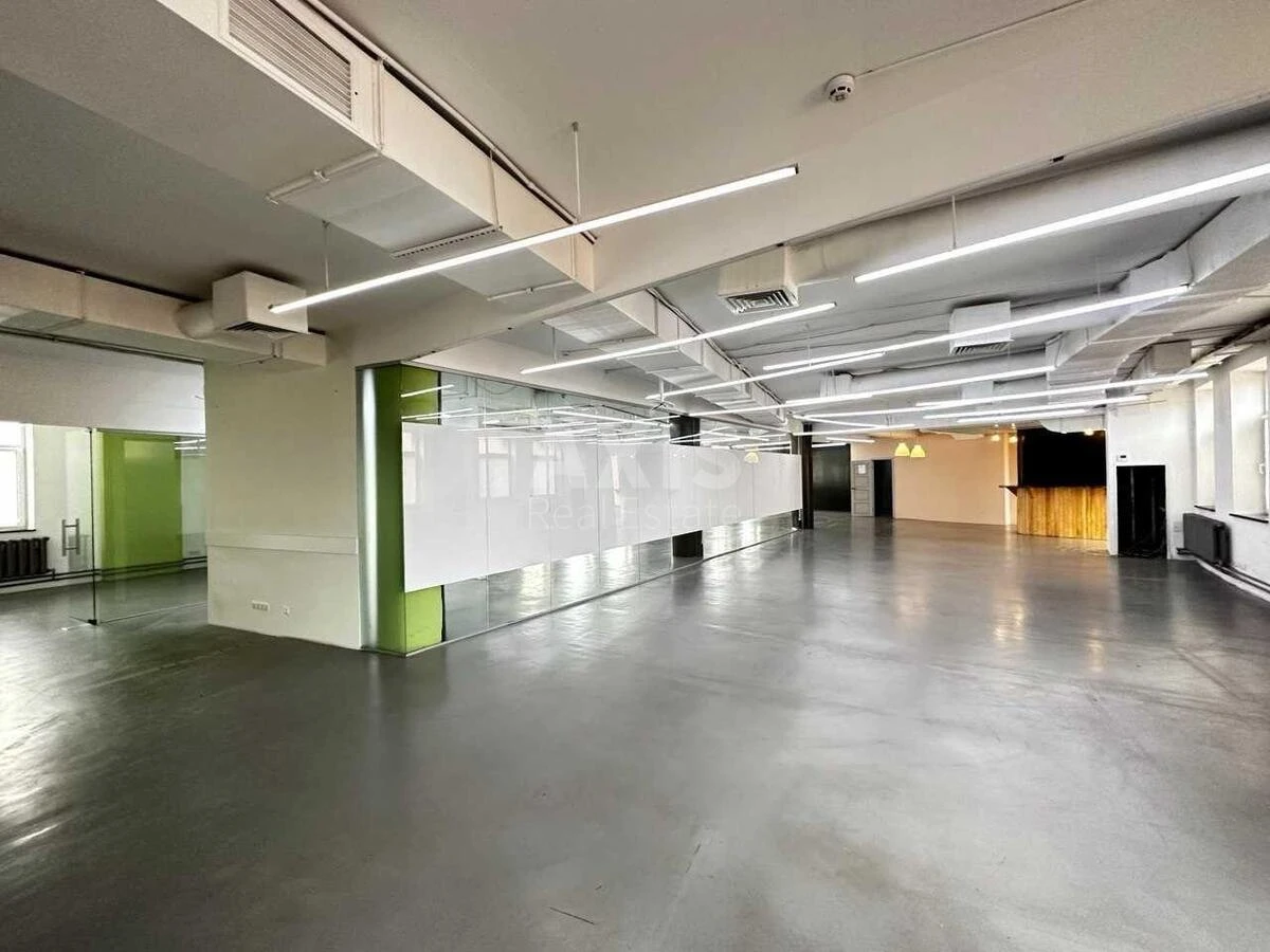 Office bul. Lesi Ukrai'nky 23Б, 412m2686883