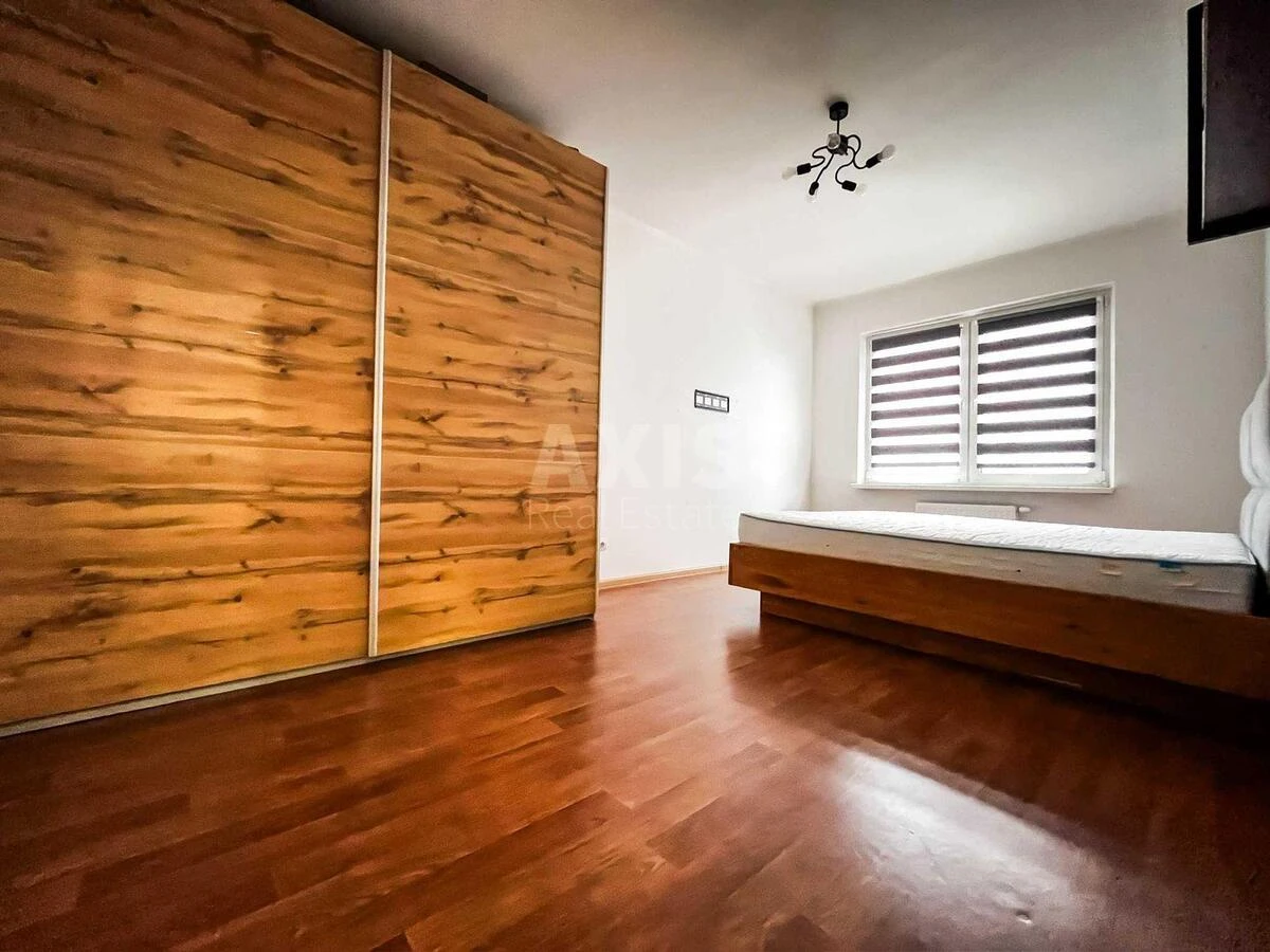 2k apartment vul. Rusovoi' Sofii' 5Б684256