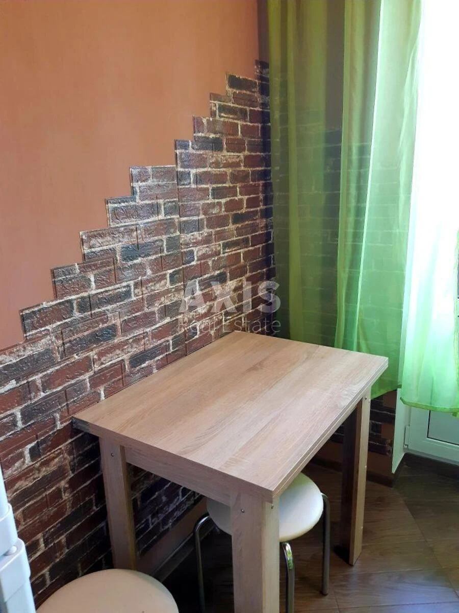 1k apartment vul. Bratstva tarasivtsiv 5B696581