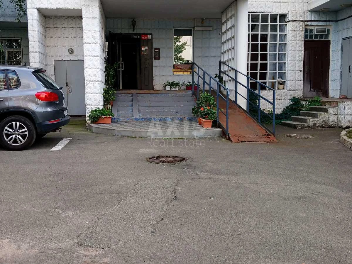 3k apartment vul. Ahmatovoi' Anny 16Б7142615