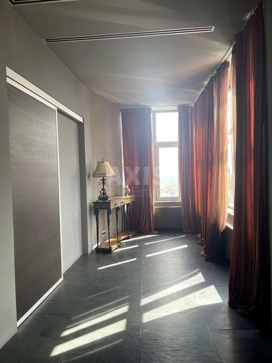 5k apartment vul. Kovpaka 17704528