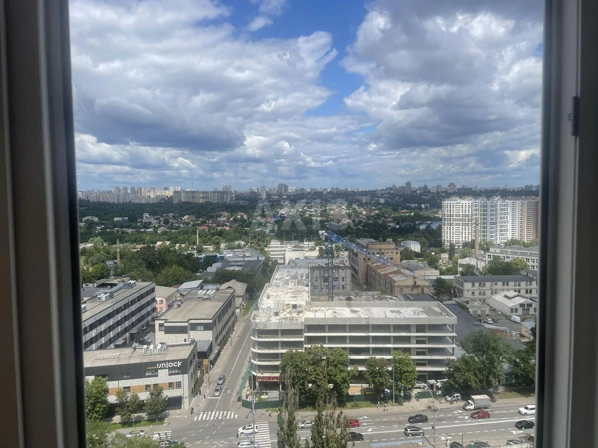 3к квартира ул. Михаила Максимовича 3Г685570