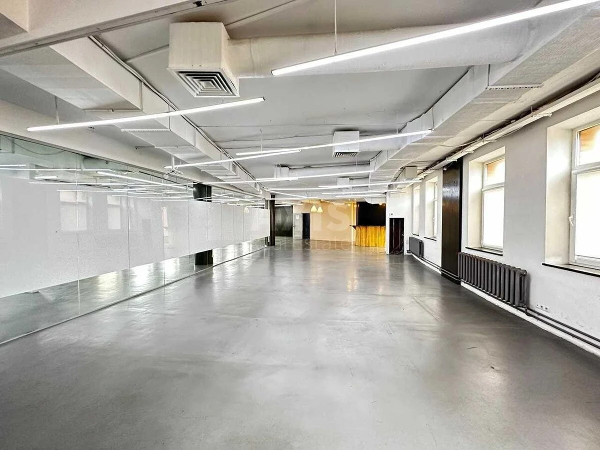Офис бул. Леси Украинки 23Б, 412м2686886