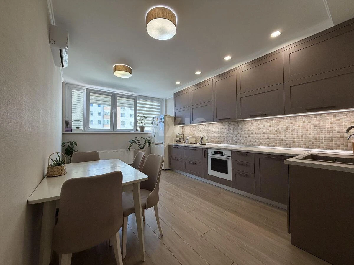 3k apartment vul. Danchenka Sergija 32А697830