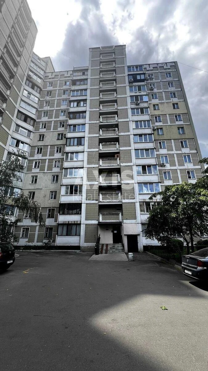 2к квартира ул. Драгоманова 237137810
