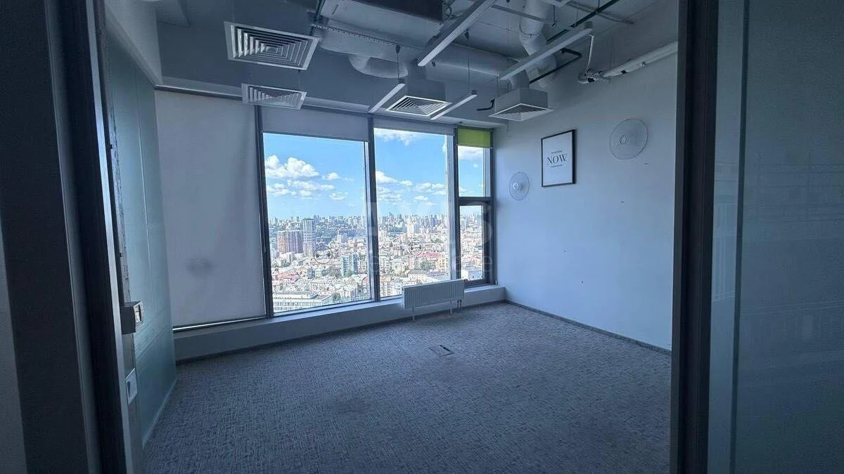 Office pl. Sportyvna 1А, 958m26895310