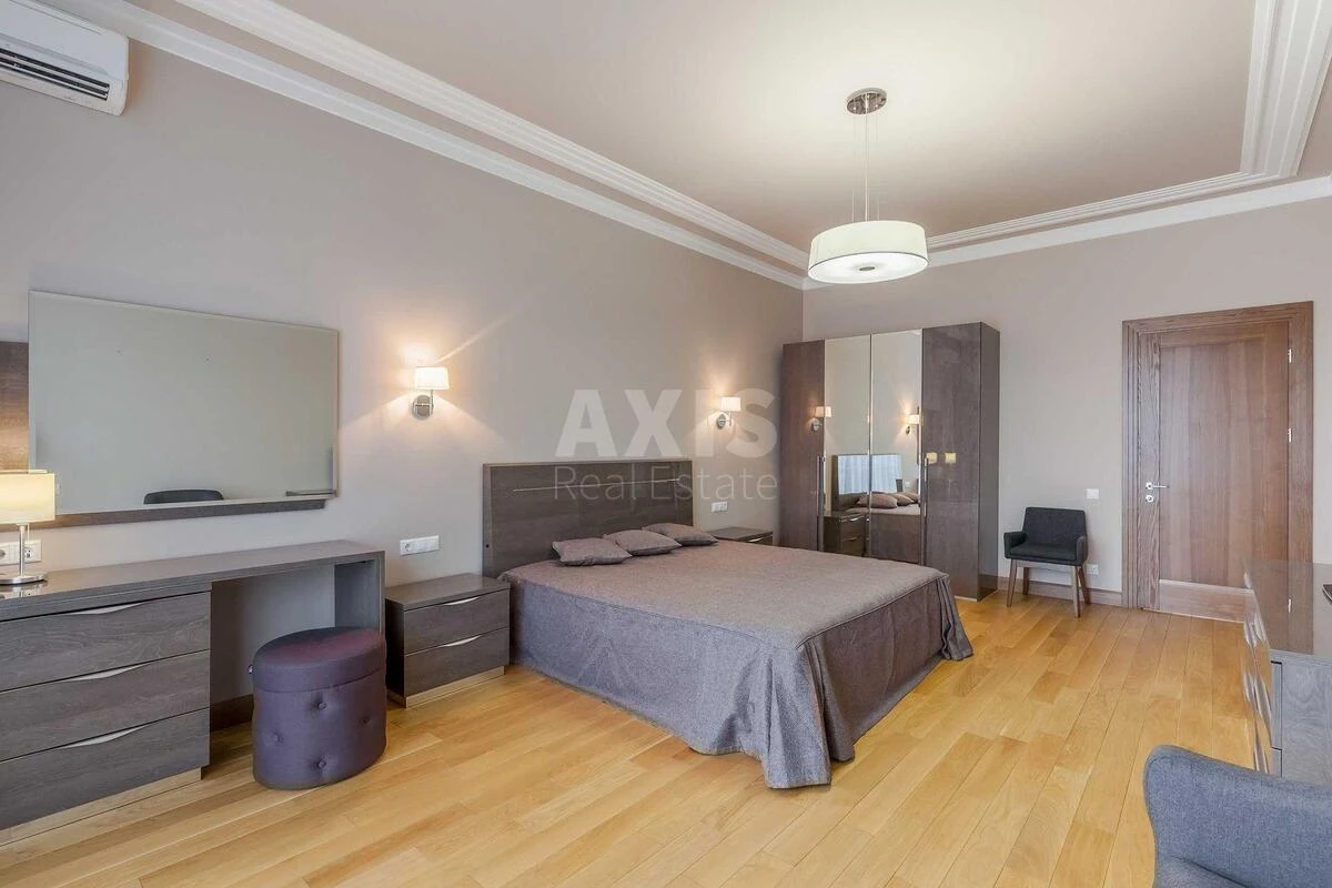 3k apartment uzv. Klovs'kyj 7А710056