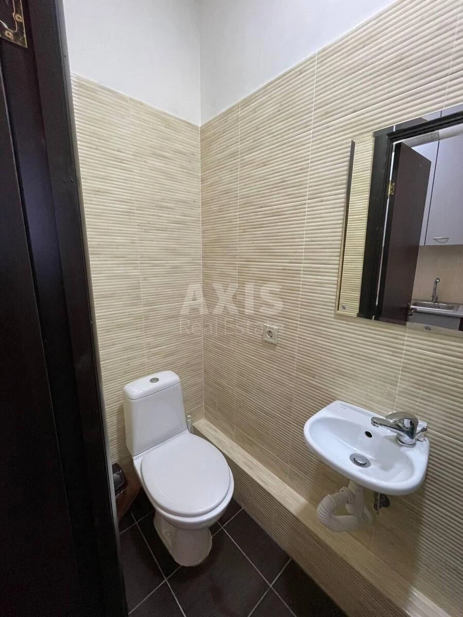 4k apartment vul. Zhyljans'ka 118709444