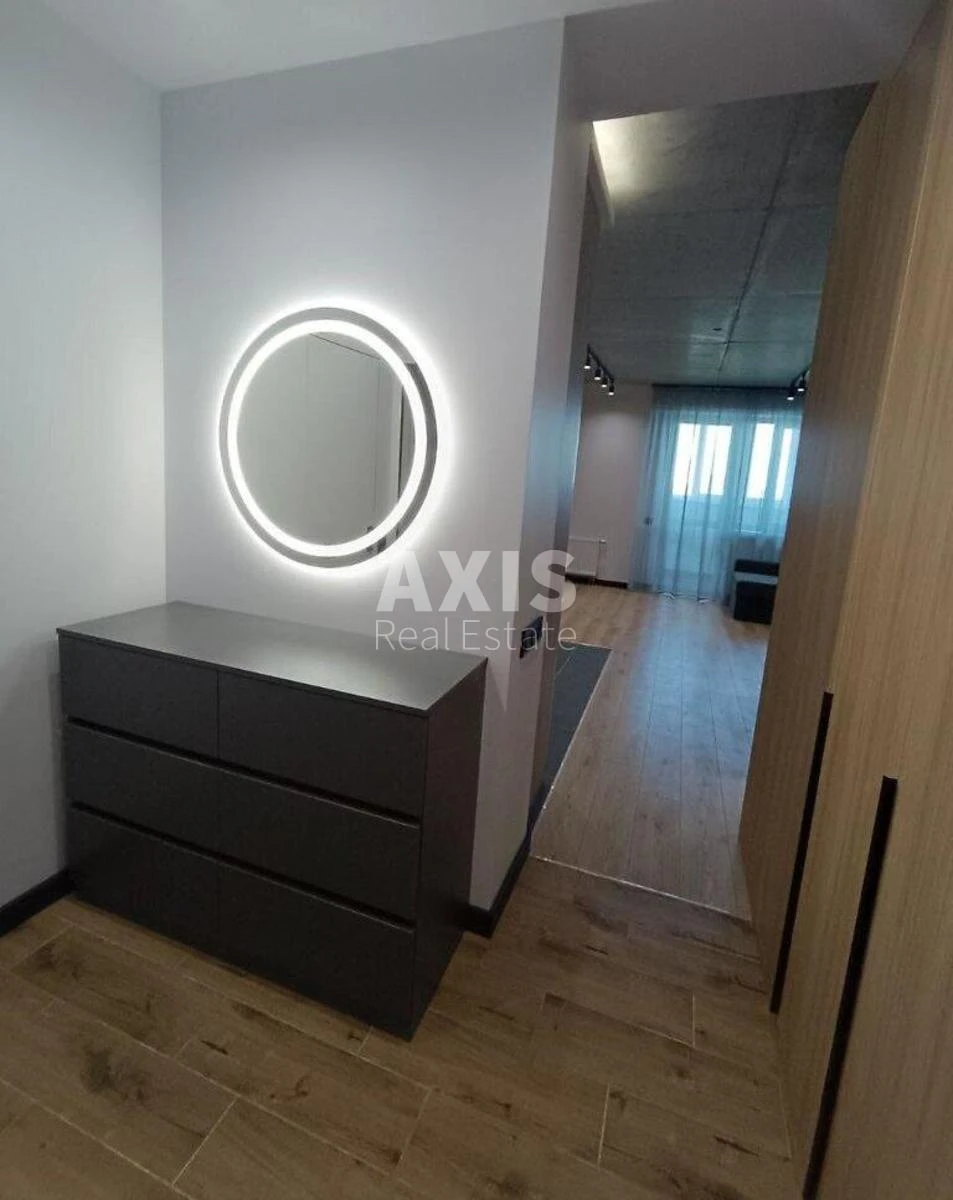 1k apartment pr-t Berestejskij 55403455