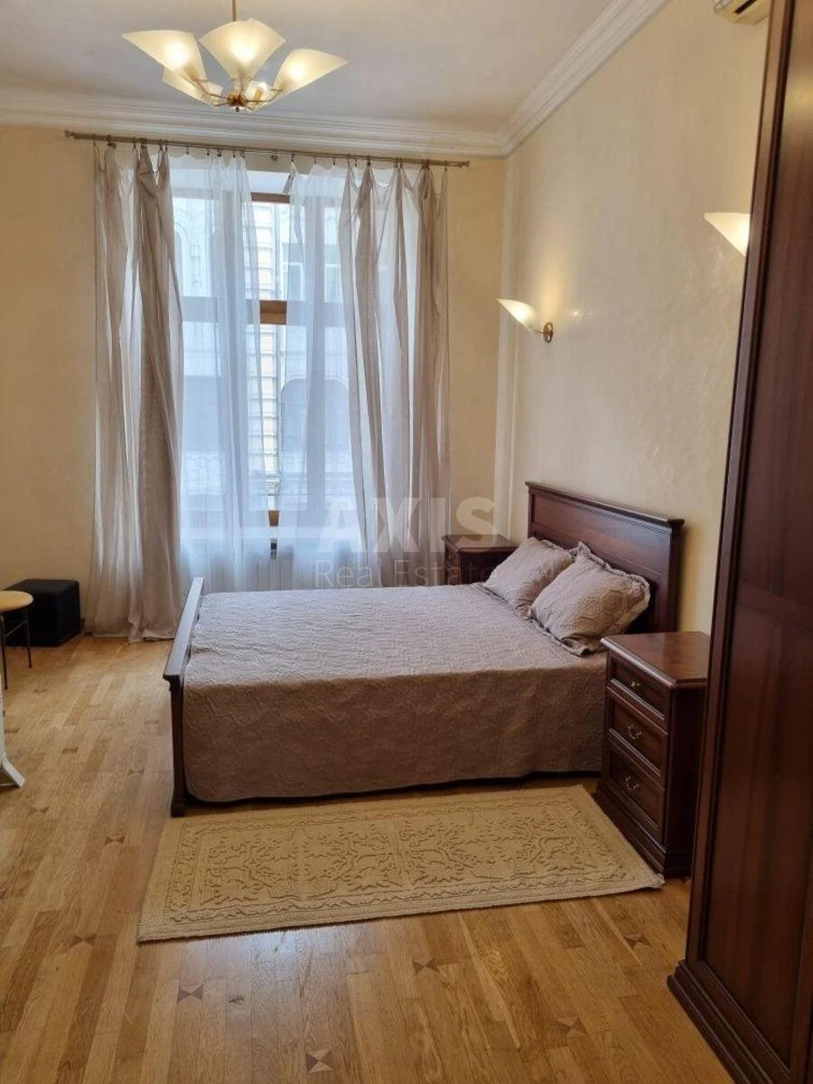 3к квартира спуск Андреевский 2В611783