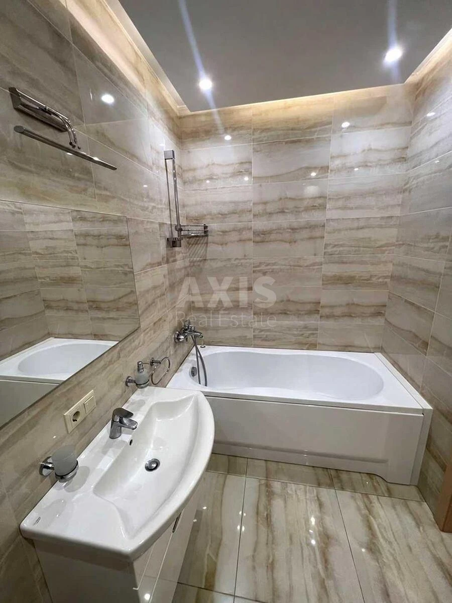 1k apartment vul. Dragomanova 40Е712637