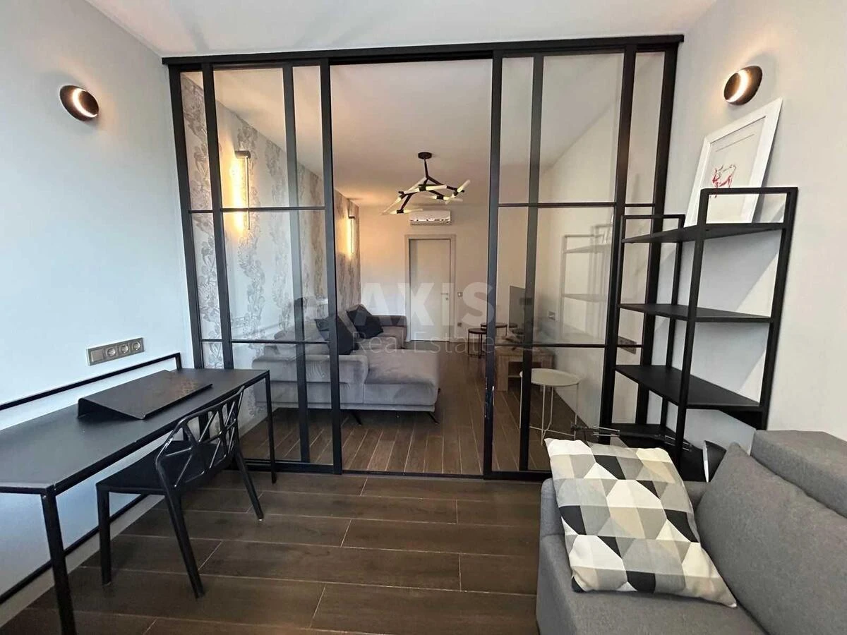 4k apartment vul. Antonovycha 74710779