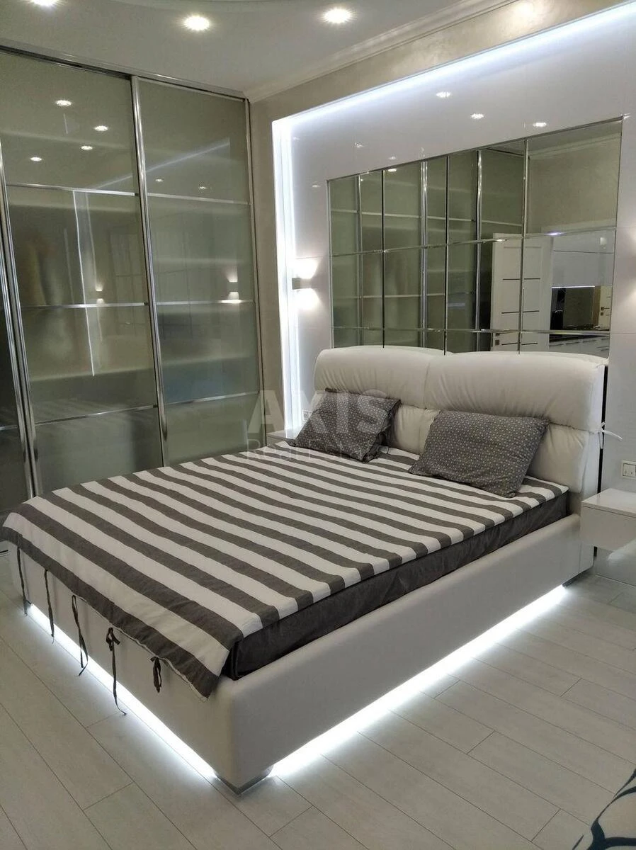 2k apartment vul. Zarichna 1Б697524