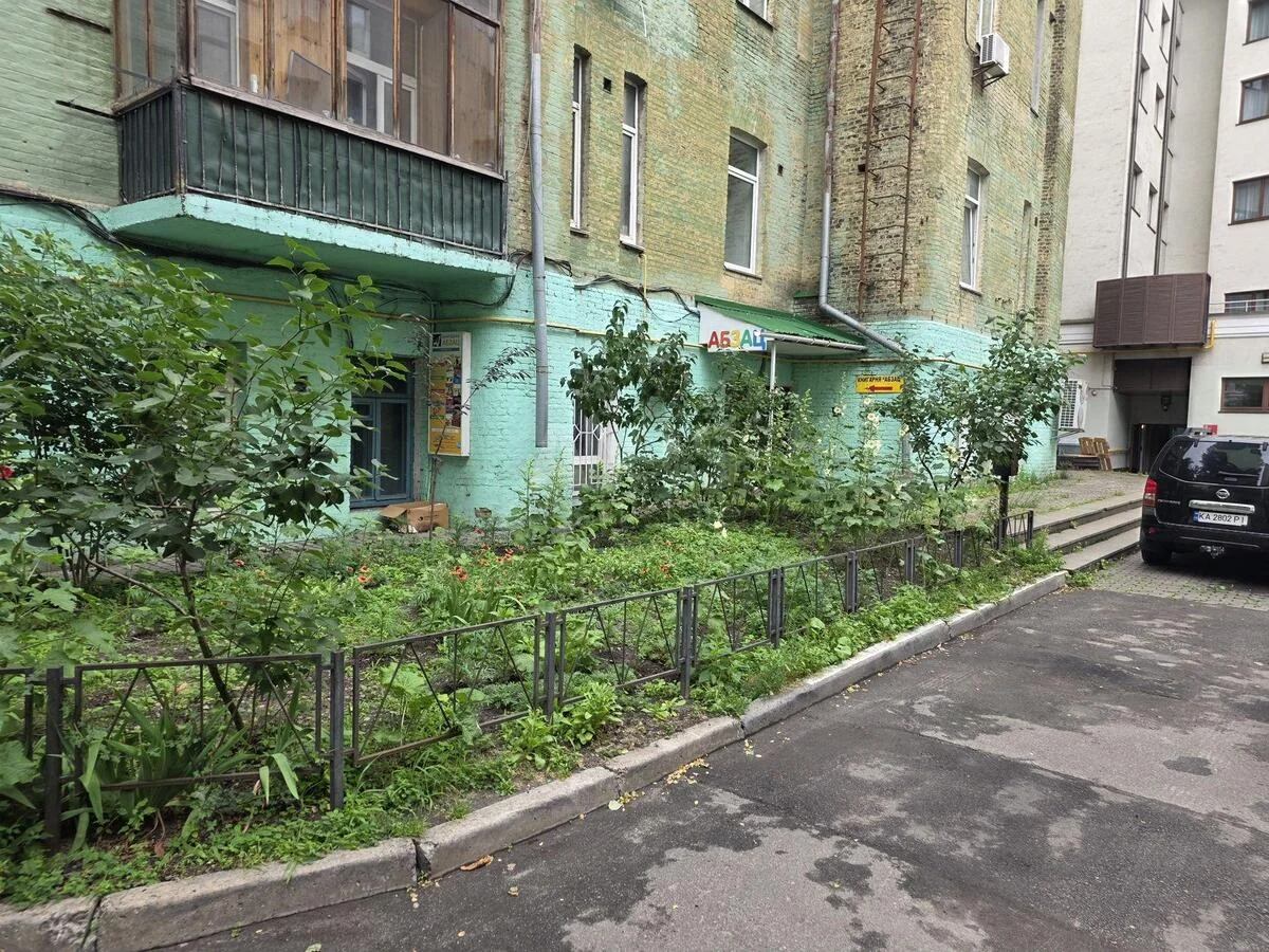 Объект торговли ул. Стрелецкая 28, 120м2